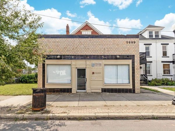 1689 E Main Street , Columbus, OH 43205