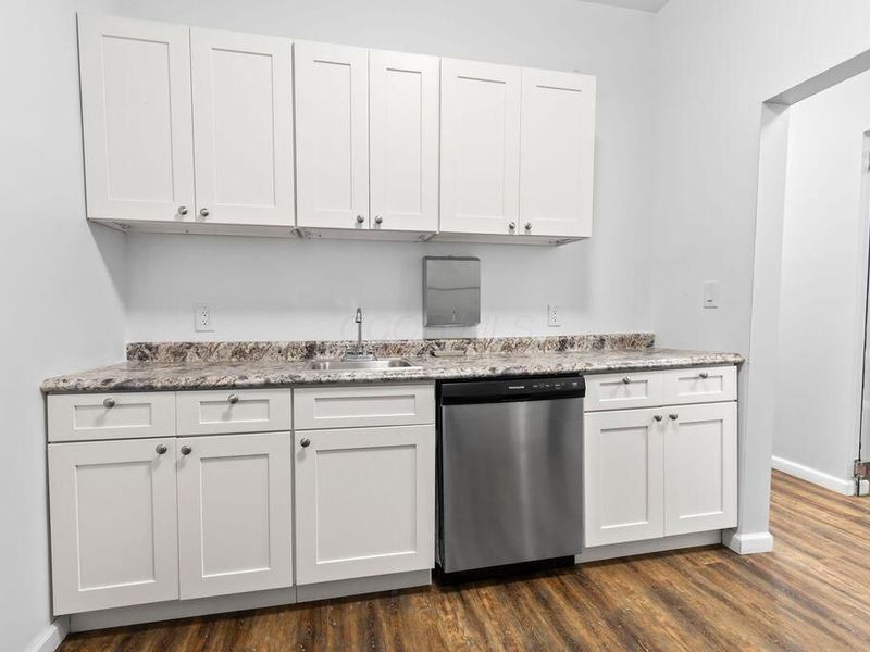 1689 E Main Street , Columbus, OH 43205 Photo 12
