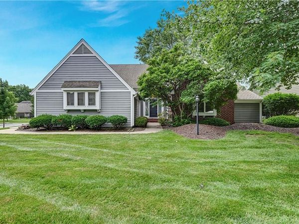 12313 Pembroke Lane, Leawood, KS 66209
