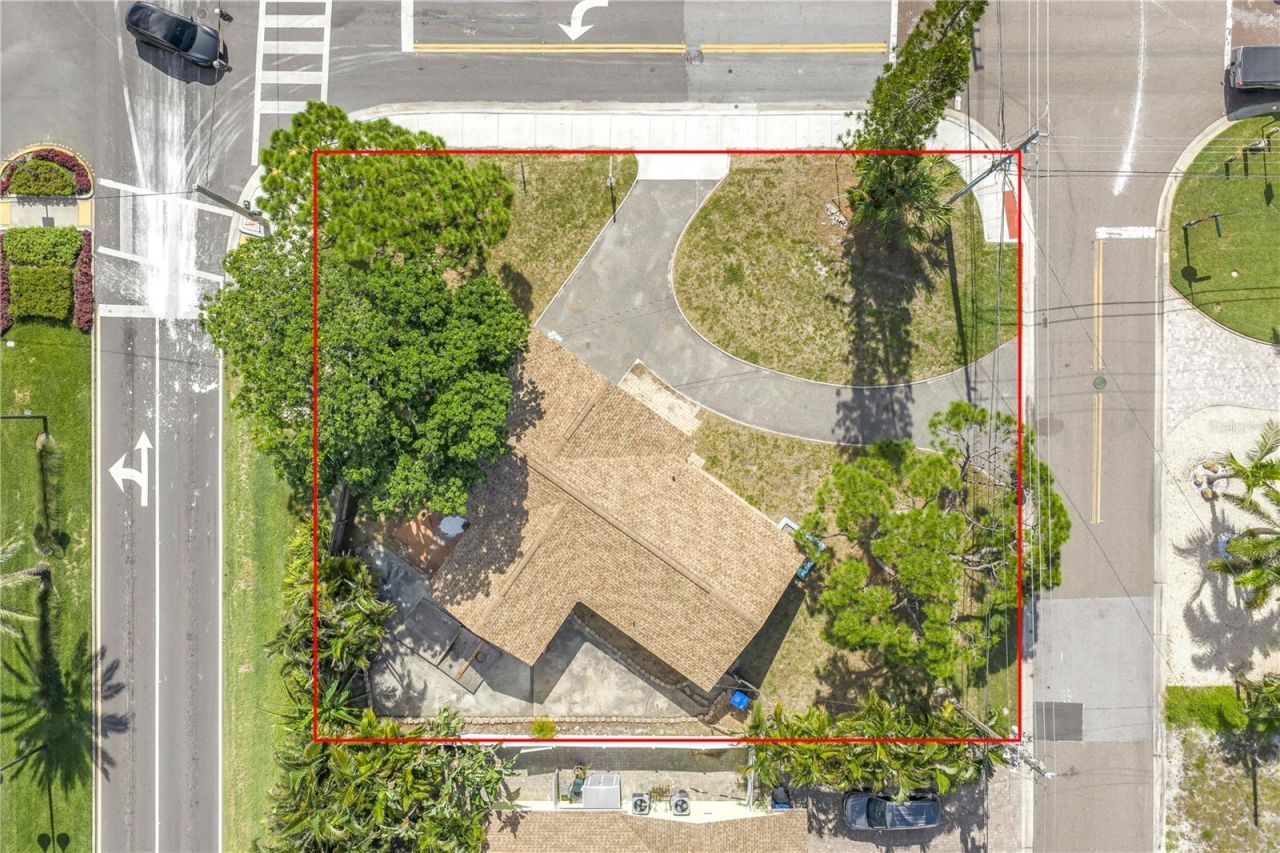 7901 Causeway Boulevard S, Saint Petersburg, FL 33707 Photo