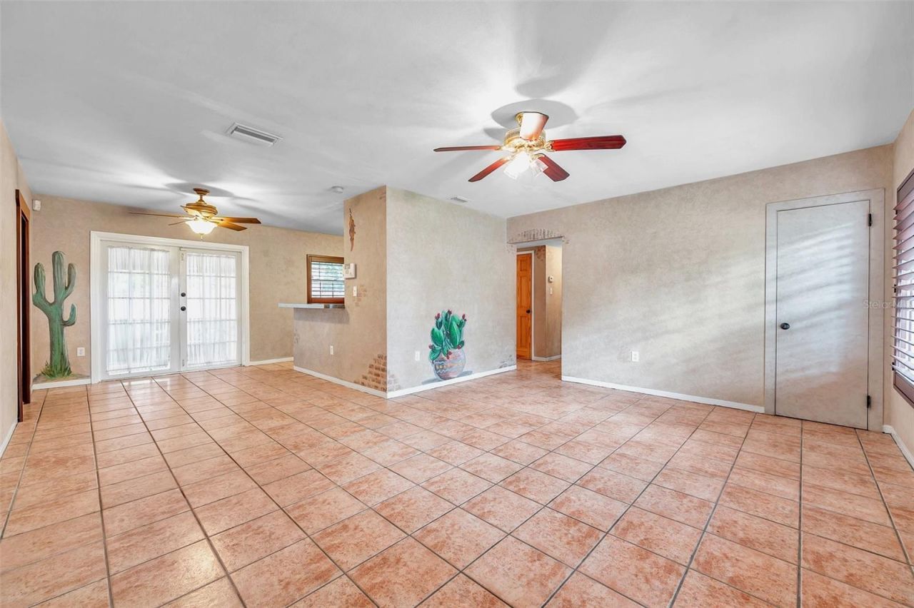 7555 19th Avenue N, Saint Petersburg, FL 33710 Photo