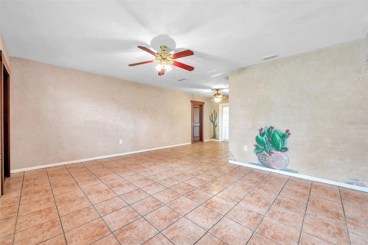 7555 19th Avenue N, Saint Petersburg, FL 33710 Photo