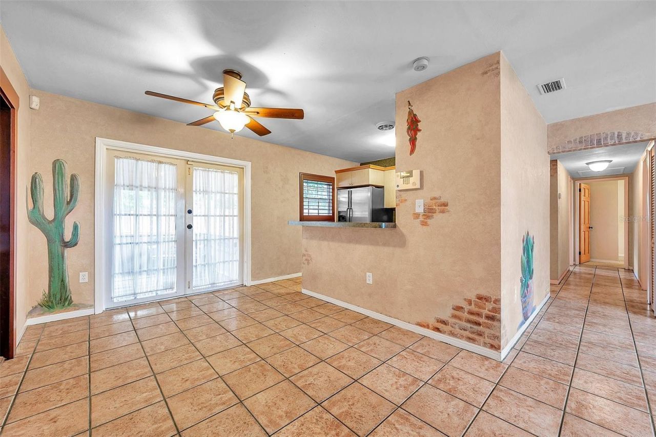 7555 19th Avenue N, Saint Petersburg, FL 33710 Photo