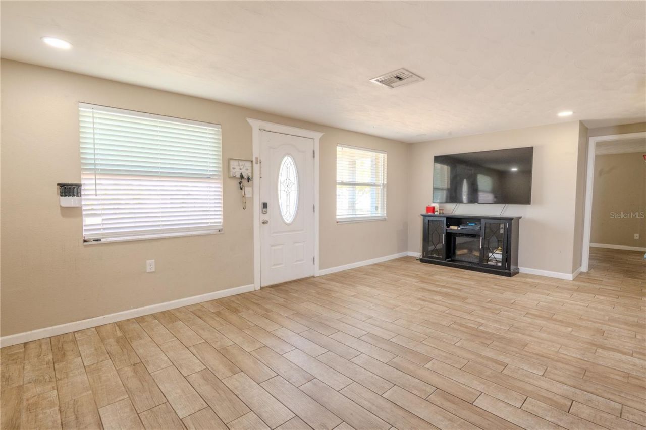 1050 Deal Lane , Holiday, FL 34691 Photo