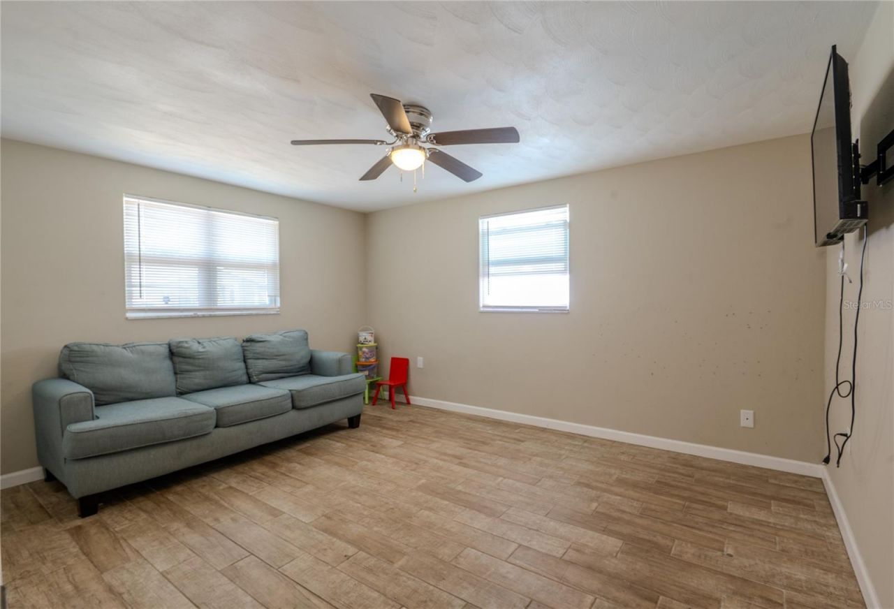 1050 Deal Lane , Holiday, FL 34691 Photo
