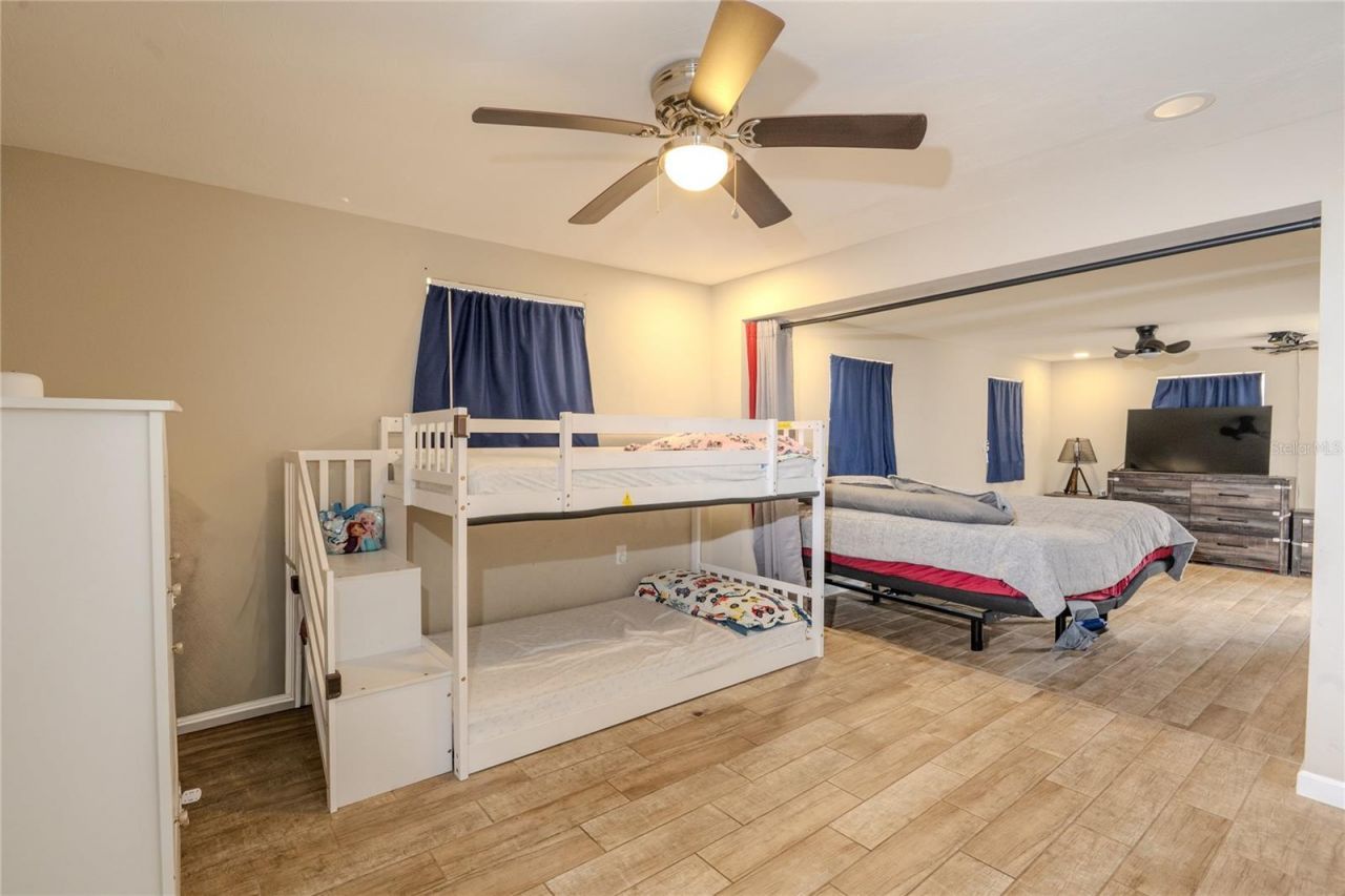 1050 Deal Lane , Holiday, FL 34691 Photo