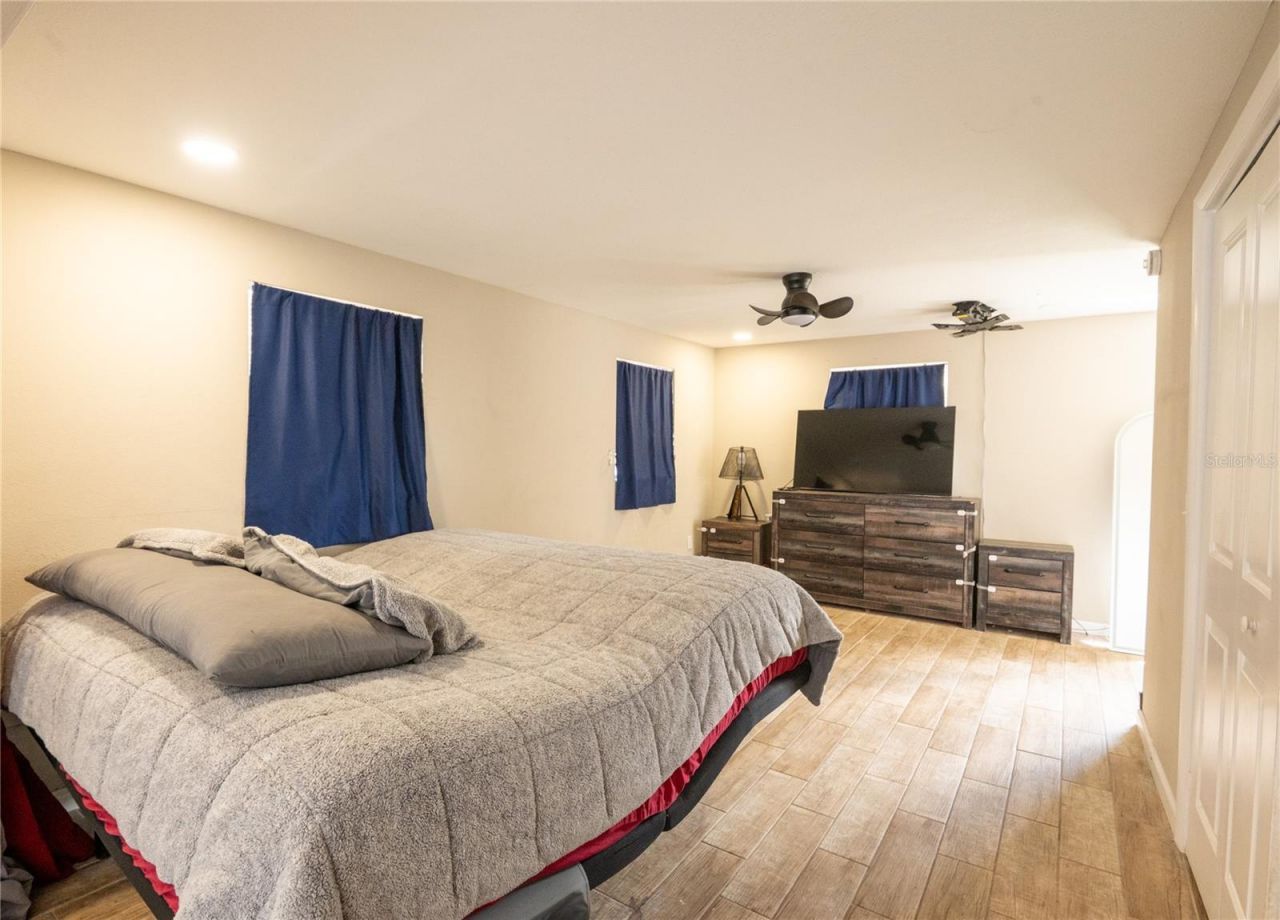 1050 Deal Lane , Holiday, FL 34691 Photo