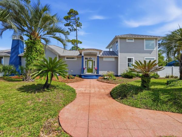 1511 Monument Avenue, Port St. Joe, FL 32456