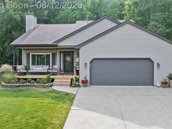 2285 Somerville Drive, Oxford Twp, MI 48371