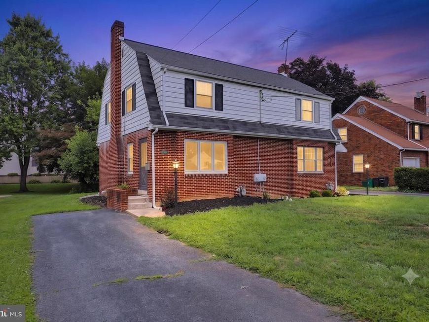 545 E High Street, Elizabethtown, PA 17022 Main Photo