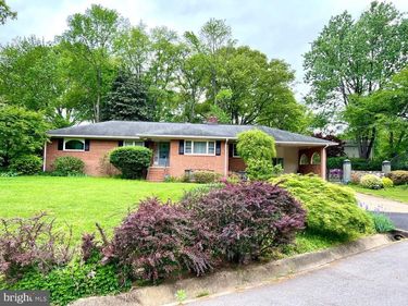 8904 BRIDGEHAVEN COURT, ALEXANDRIA, VA 22308