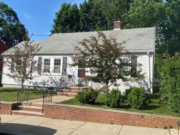 41 Bronx Rd, Boston, MA 02132
