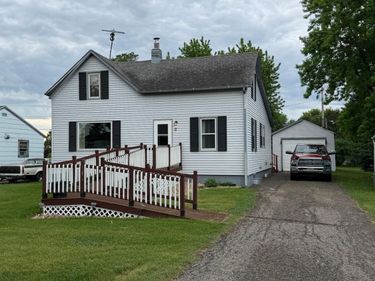 11 4th Street N, Sabin, MN 56580