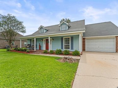 14162 Troy Duplessis Rd, Gonzales, LA 70737