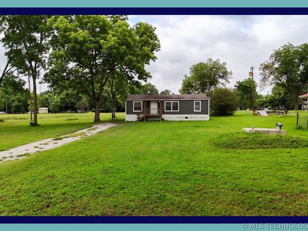 111 E 5th Street, Stonewall, OK 74871