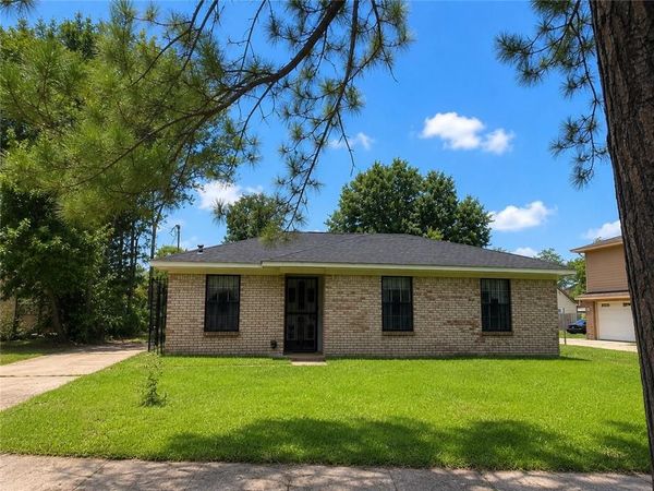 662 S Washington Avenue, Mobile, AL 36603