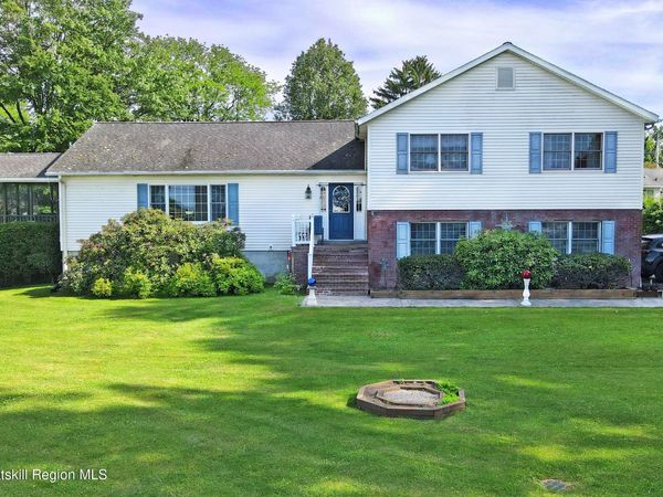 38 Mill Ln Extension, Saugerties, NY 12477