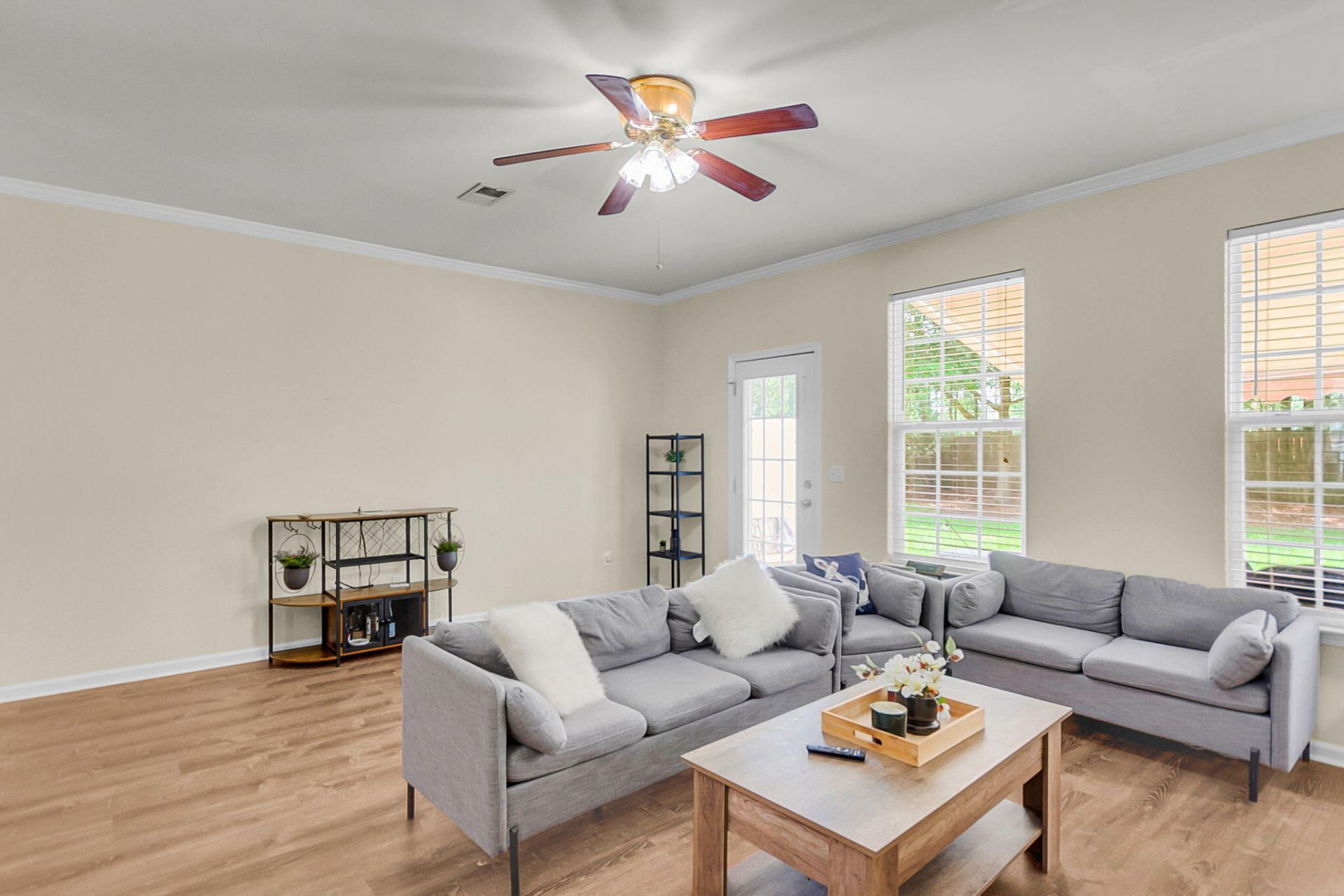213 Hemingway Circle Photo 17