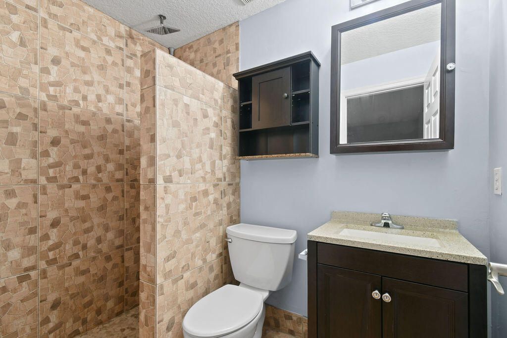 952 Summit Lake Drive, West Palm Beach, FL 33406 Photo