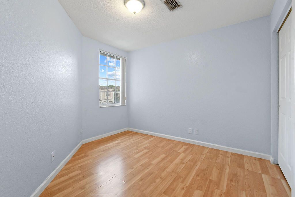 952 Summit Lake Drive, West Palm Beach, FL 33406 Photo