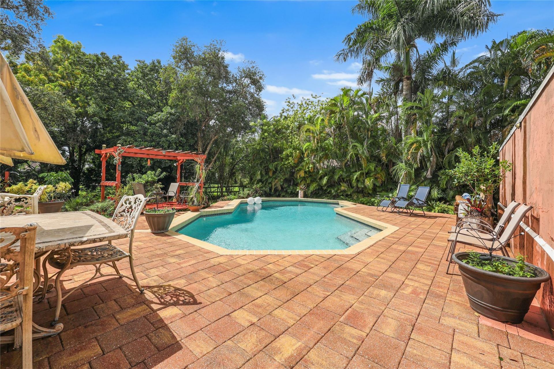 9700 NW 28th Street, Cooper City, FL 33024 Photo