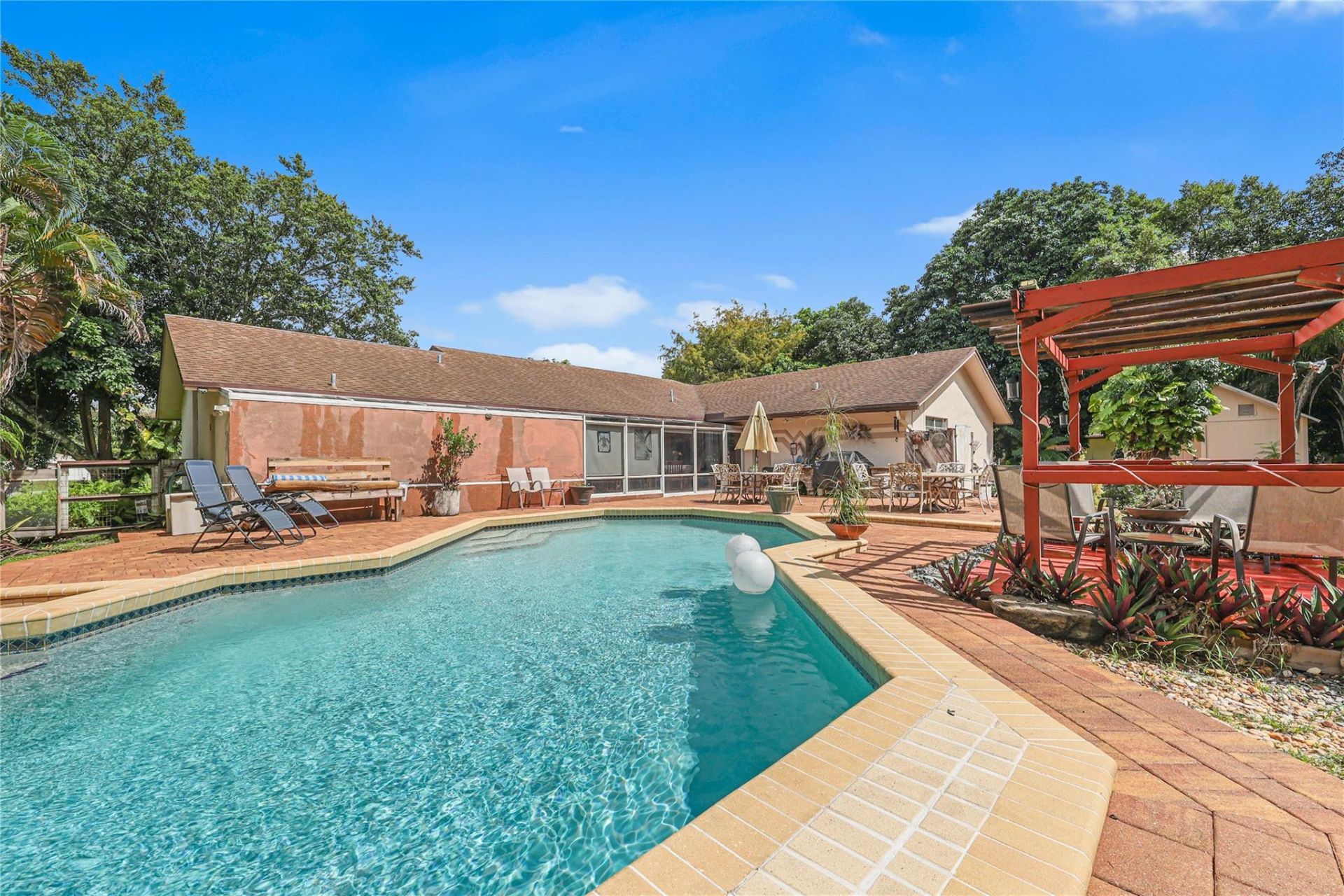 9700 NW 28th Street, Cooper City, FL 33024 Photo