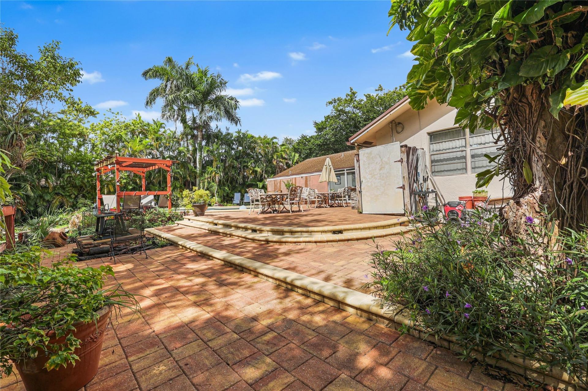 9700 NW 28th Street, Cooper City, FL 33024 Photo