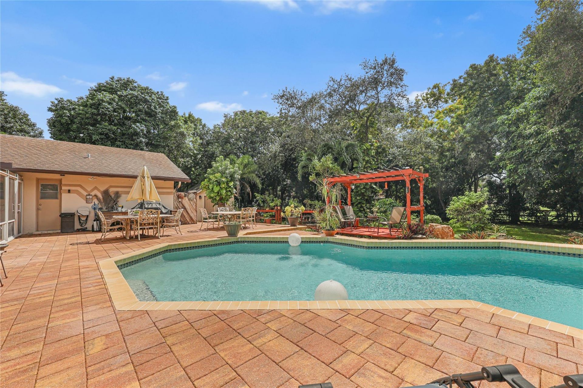 9700 NW 28th Street, Cooper City, FL 33024 Photo