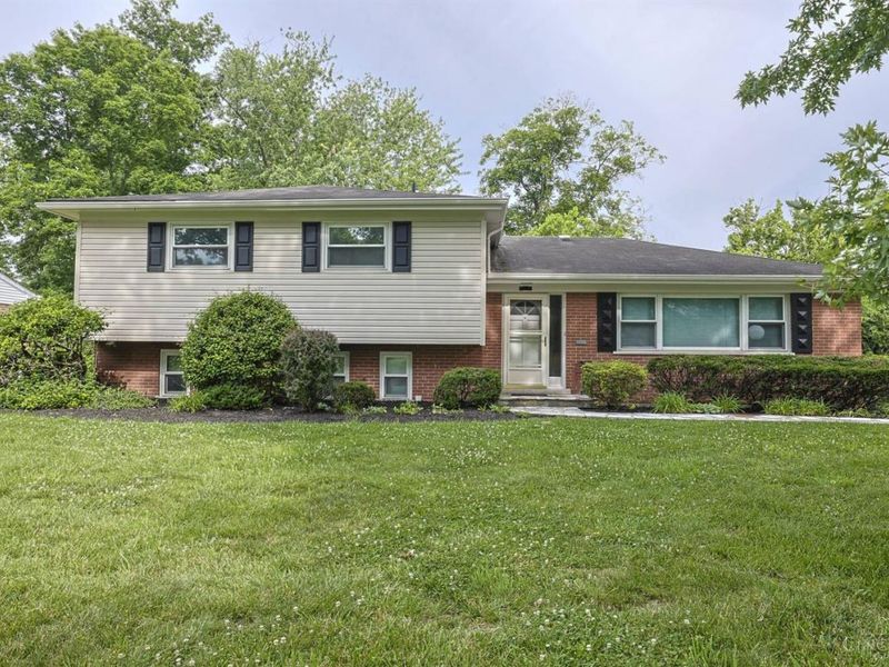 7445 Elbrook Avenue, Amberley, OH 45237 Photo 1