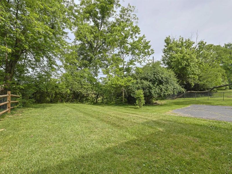 7445 Elbrook Avenue, Amberley, OH 45237 Photo 8