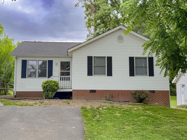 319 WESTWOOD BLVD, STAUNTON, VA 24401