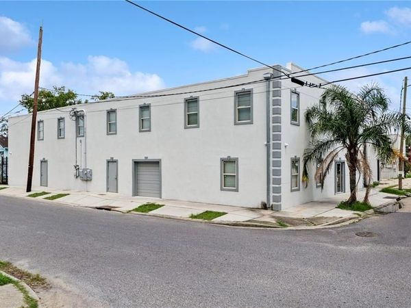 8137 OLEANDER Street , New Orleans, LA 70118