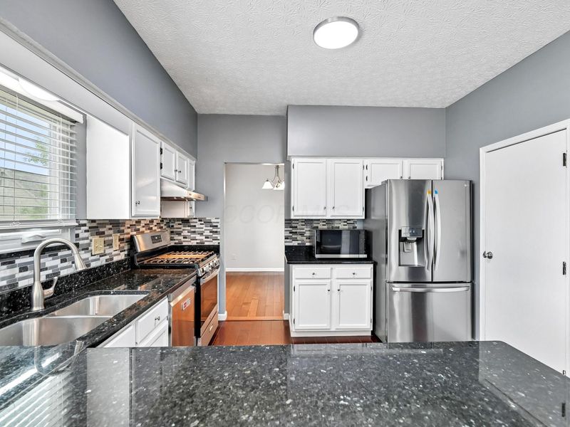 939 Brockwell Drive, Westerville, OH 43081 Photo 14