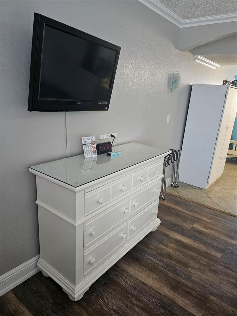 445 S Gulfview Boulevard, Unit 223, Clearwater Beach, FL 33767 Photo