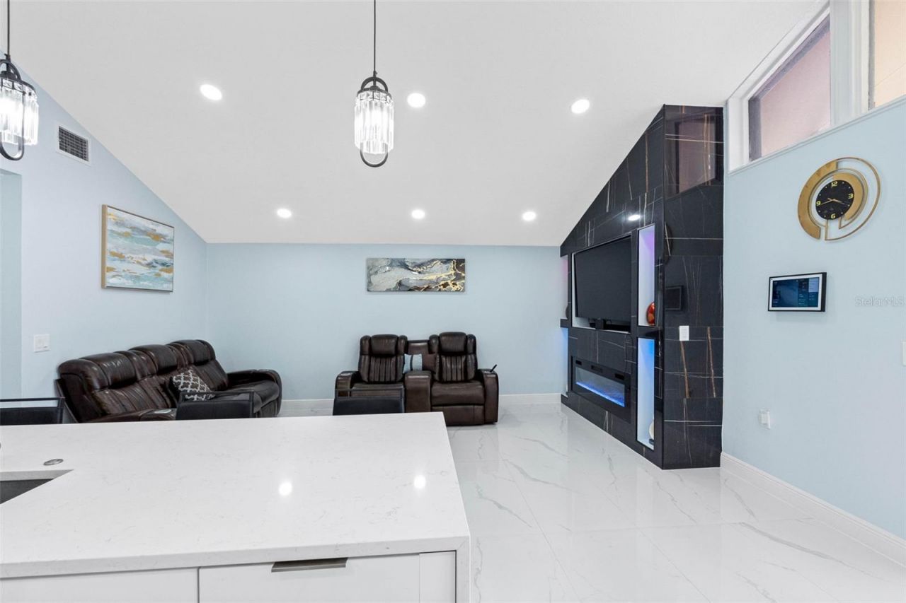 16206 W Course Drive , Tampa, FL 33624 Photo