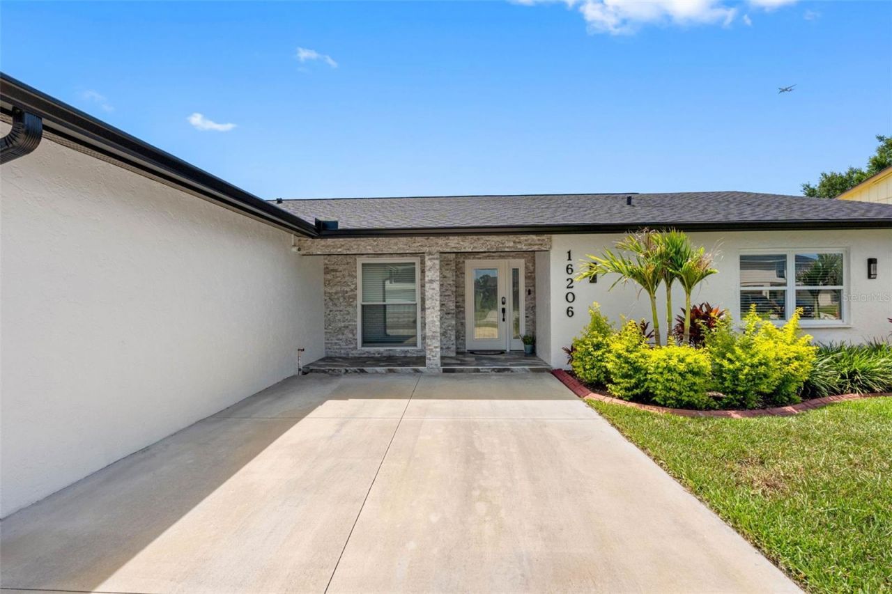 16206 W Course Drive , Tampa, FL 33624 Photo