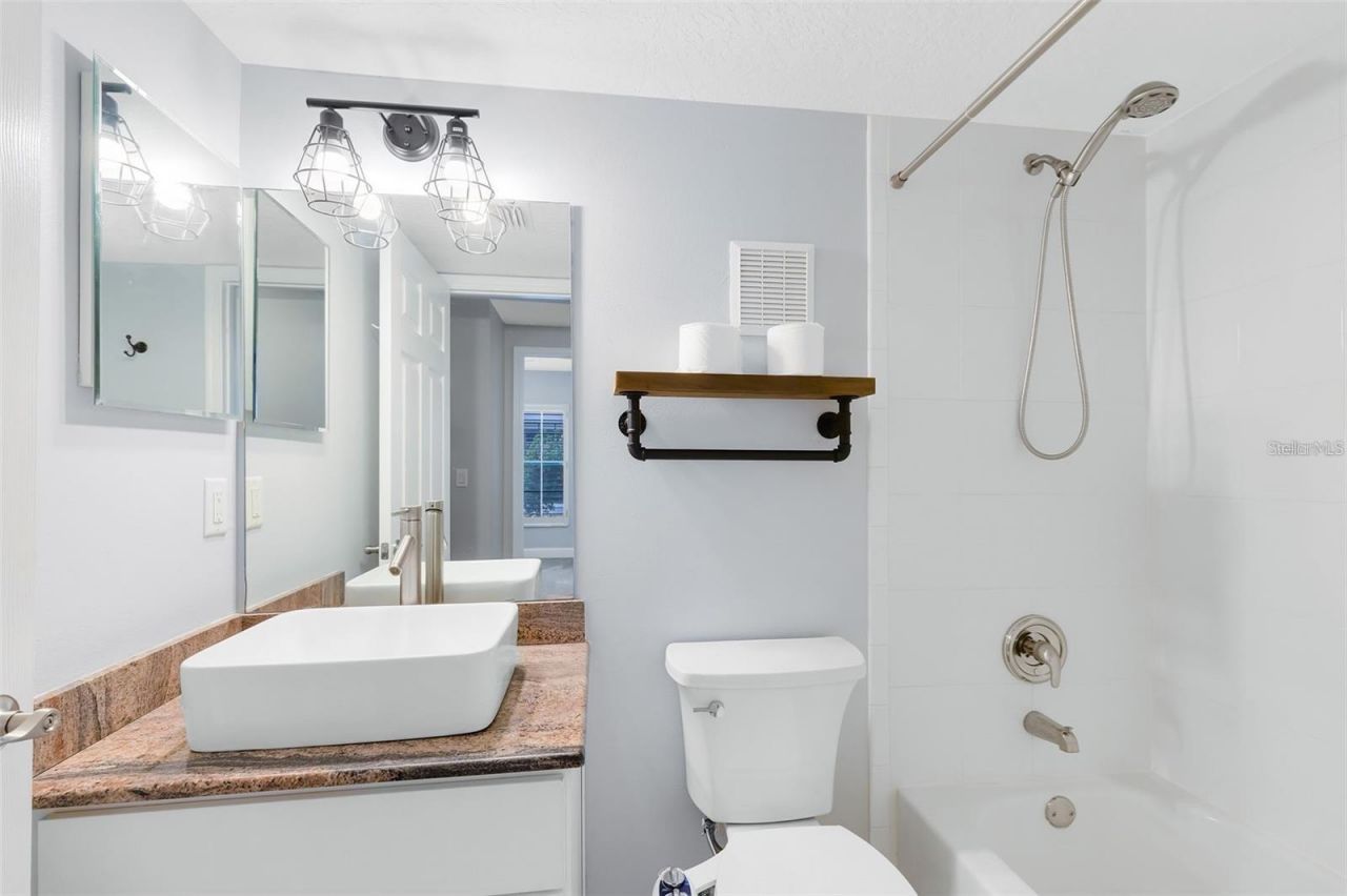 550 Via Del Oro Drive, Unit 102, Altamonte Springs, FL 32714 Photo