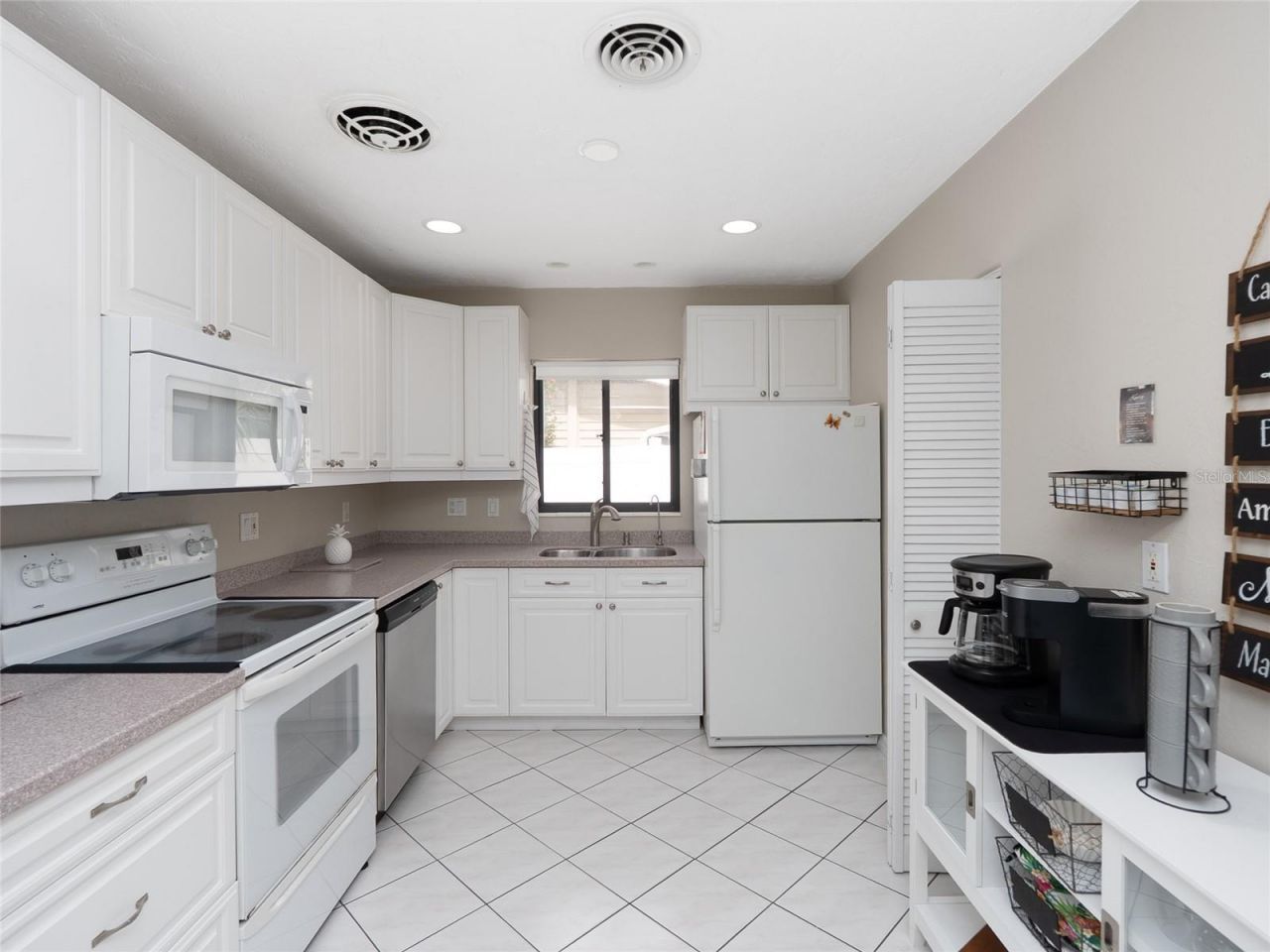 3137 Bay Street , Sarasota, FL 34237 Photo