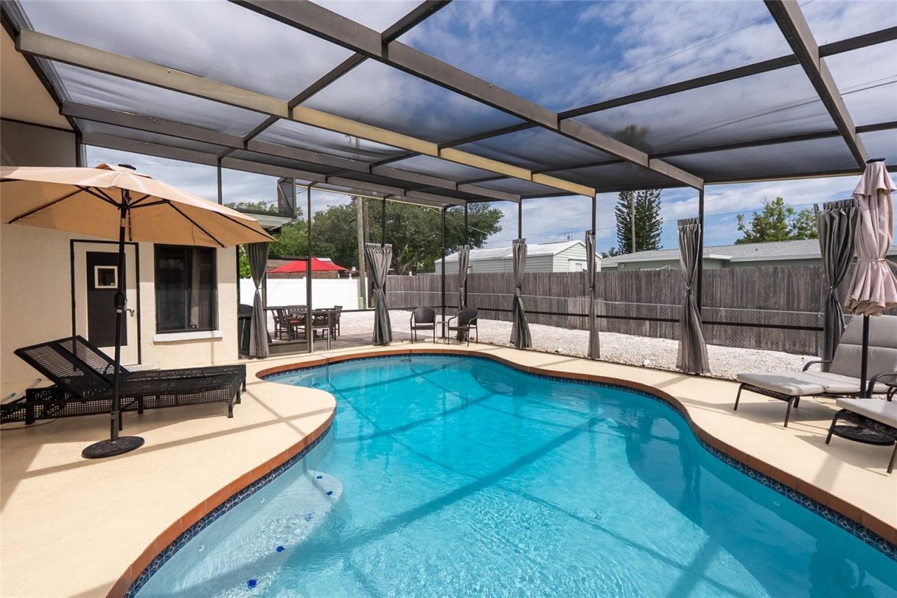 3137 Bay Street , Sarasota, FL 34237 Photo