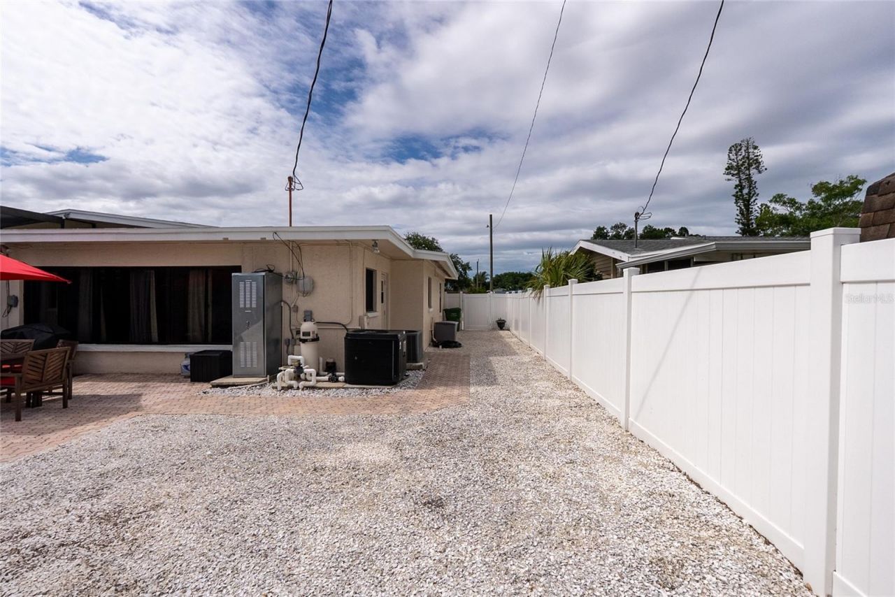 3137 Bay Street , Sarasota, FL 34237 Photo