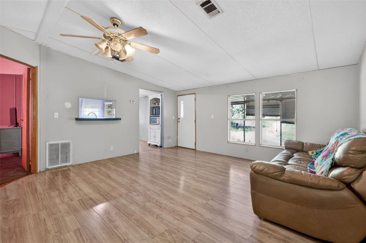 24301 Jefferson St, Astatula, FL 34705 Photo