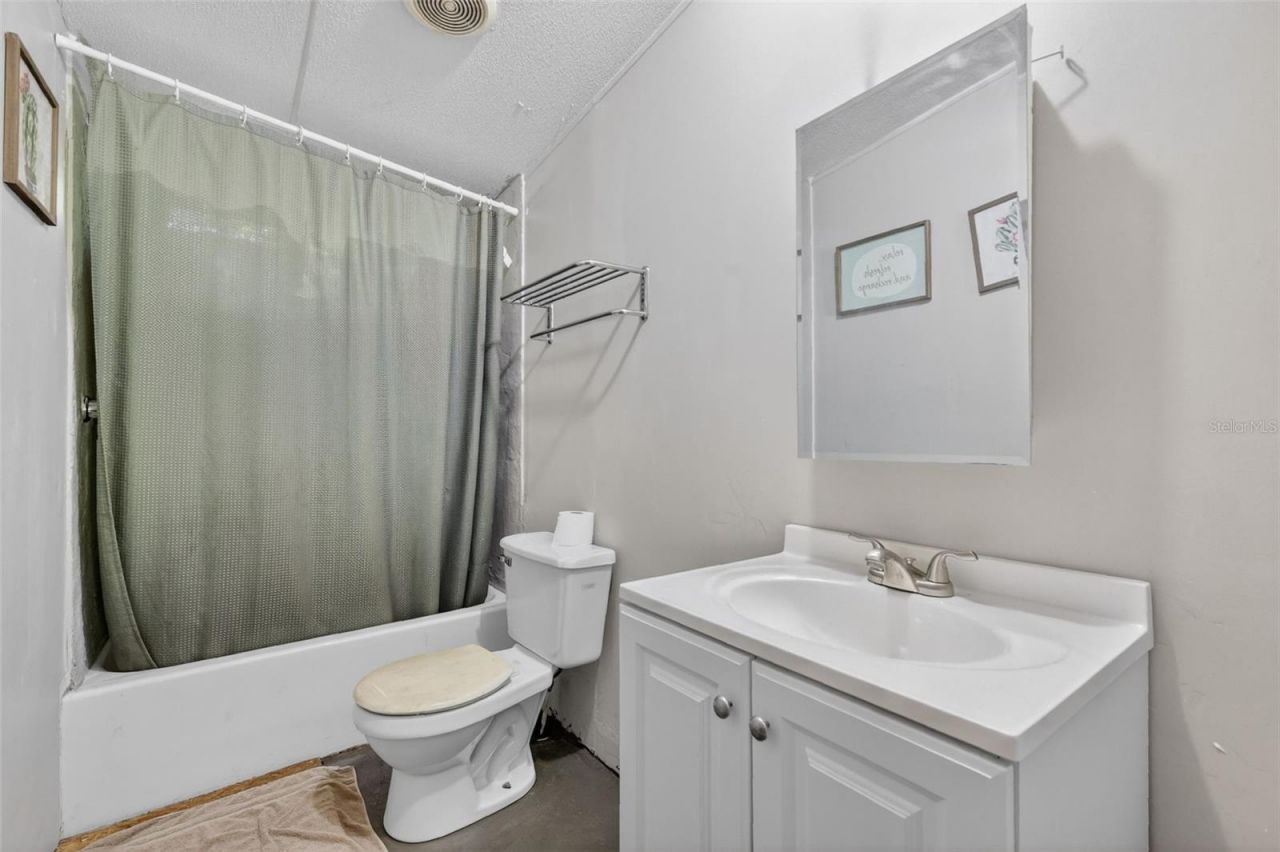 24301 Jefferson St, Astatula, FL 34705 Photo
