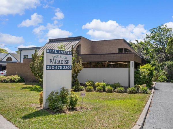 315 HOWELL AVENUE , BROOKSVILLE, FL 34601