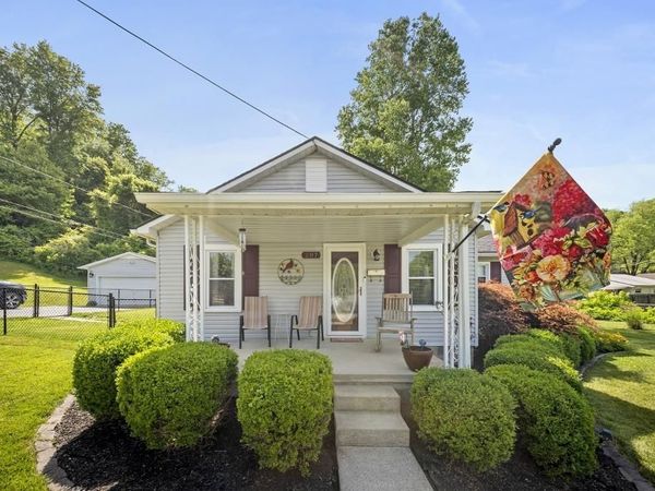 207 Power Street , Grayson, KY 41143