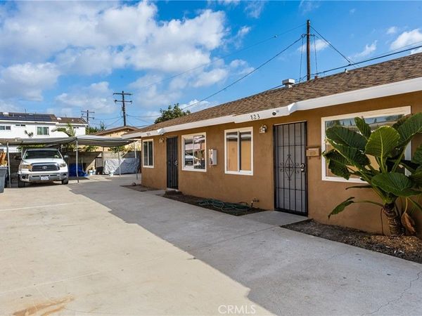 825 S Shelton Street, Santa Ana, CA 92703