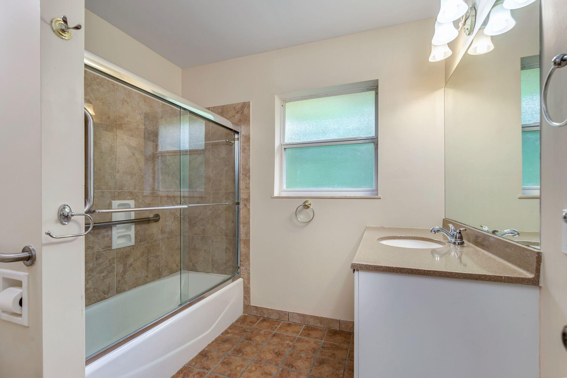 118 Linda Lane, West Palm Beach, FL 33405 Photo
