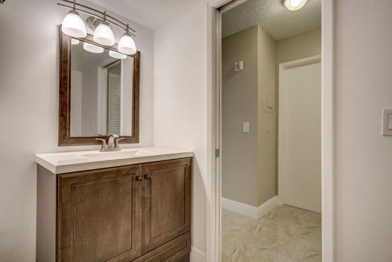 140 Yacht Club Way, Unit 206, Hypoluxo, FL 33462 Photo