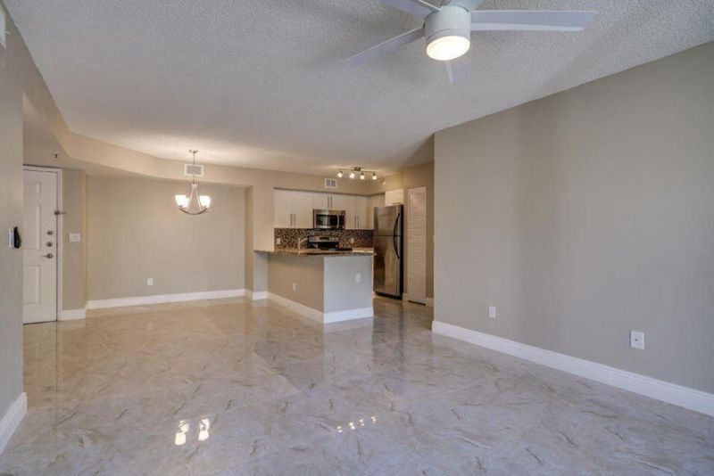 140 Yacht Club Way, Unit 206, Hypoluxo, FL 33462 Photo