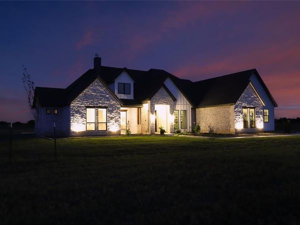 12262 Fm 1384, Justin, TX 76247