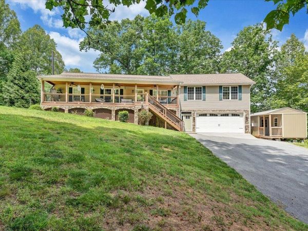 110 Chimney Sweep CT, Goodview, VA 24095